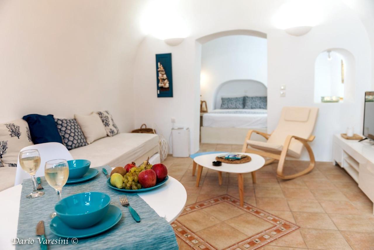 Santorinian Lava House Villa Pyrgos Kallistis Exterior photo
