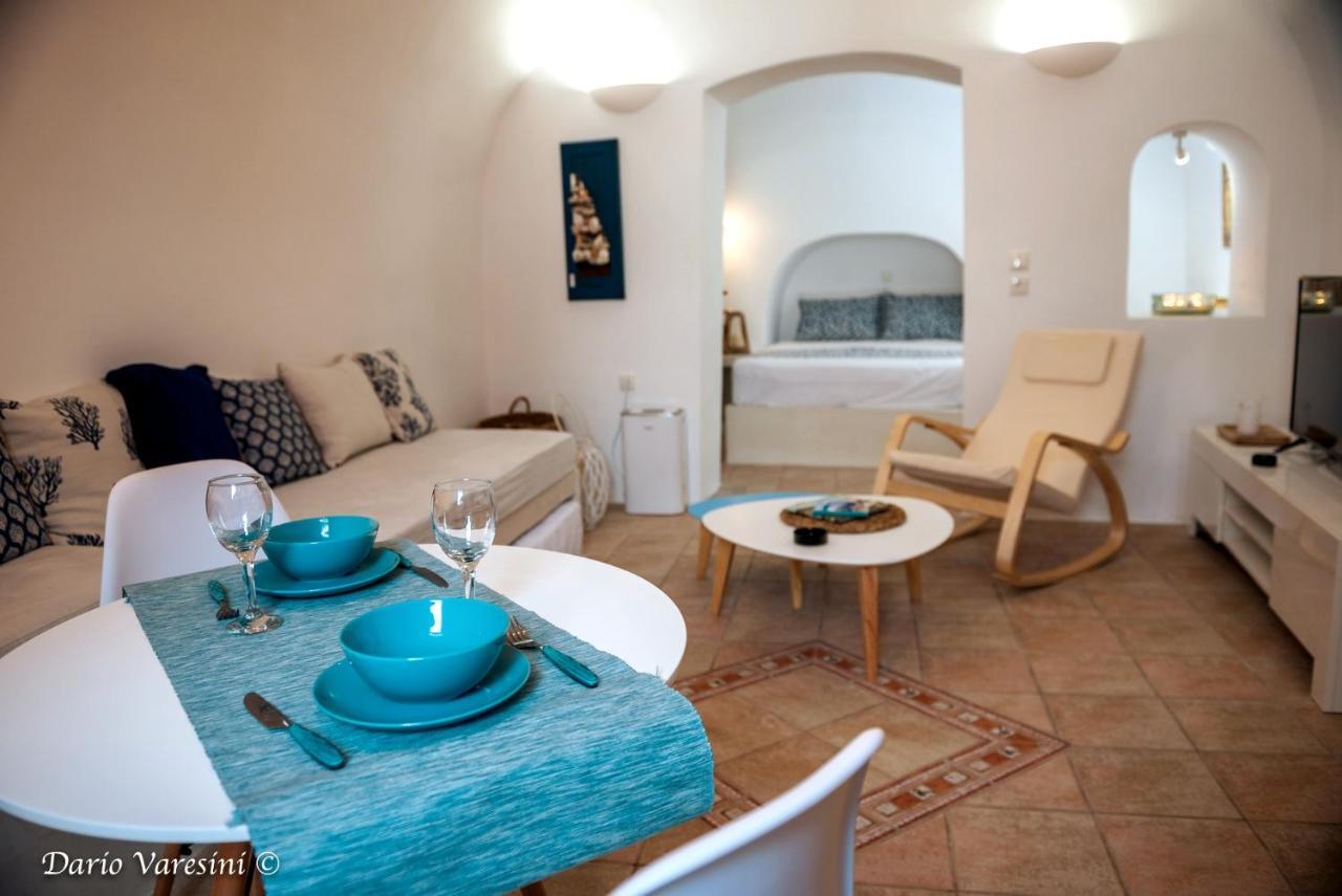 Santorinian Lava House Villa Pyrgos Kallistis Exterior photo