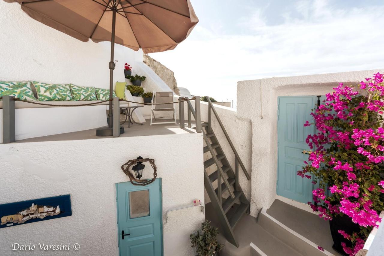 Santorinian Lava House Villa Pyrgos Kallistis Exterior photo