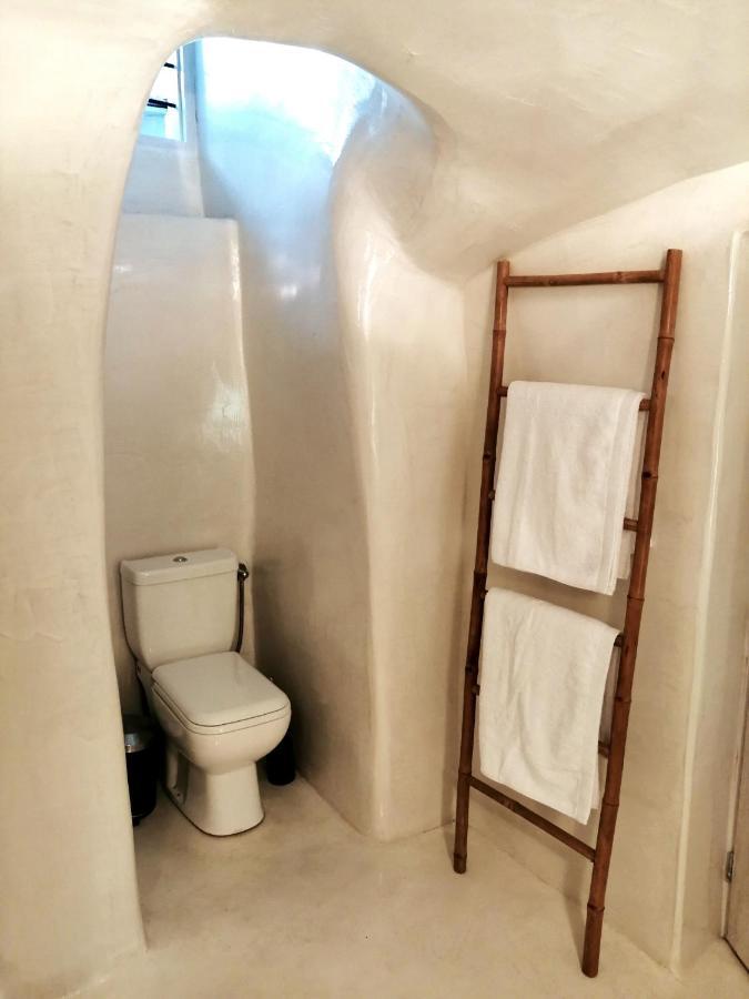 Santorinian Lava House Villa Pyrgos Kallistis Exterior photo