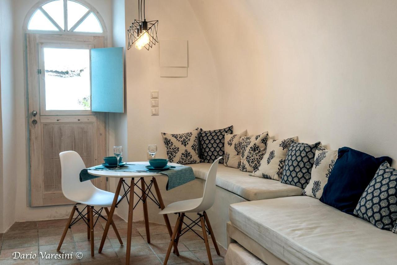 Santorinian Lava House Villa Pyrgos Kallistis Exterior photo
