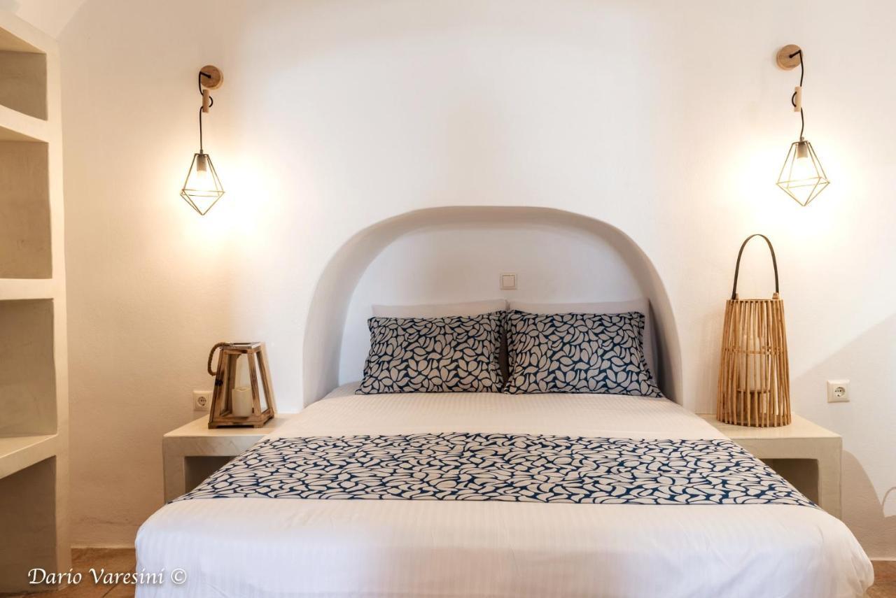 Santorinian Lava House Villa Pyrgos Kallistis Exterior photo